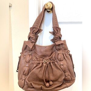 Lockheart Leather Shoulder Bag